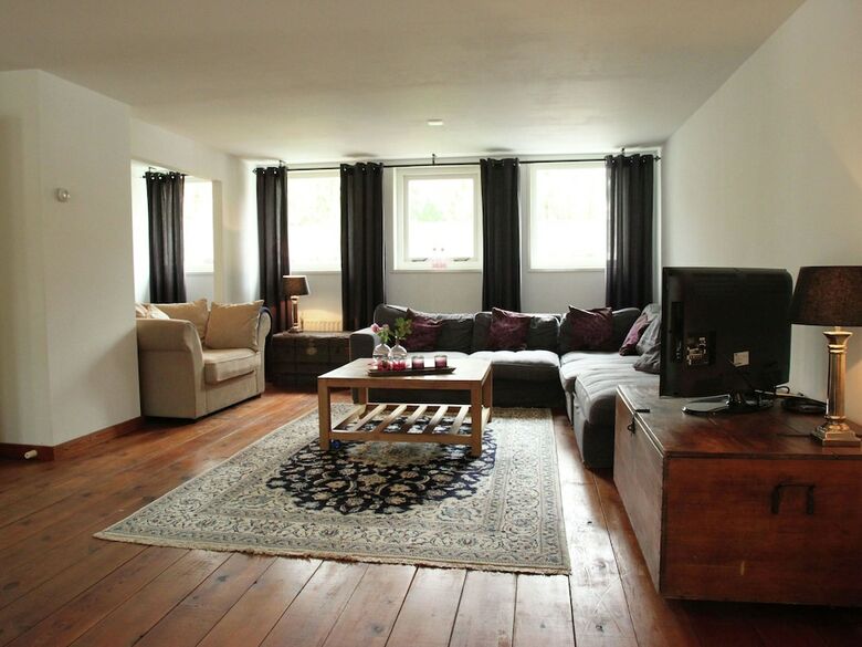 Luxurious Farmhouse In Rutten With Large Terrace