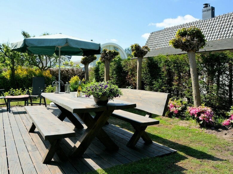 Serene Holiday Home In Noordwijk With Terrace