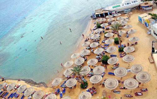 Hotel King Tut Aqua Park Beach Resort