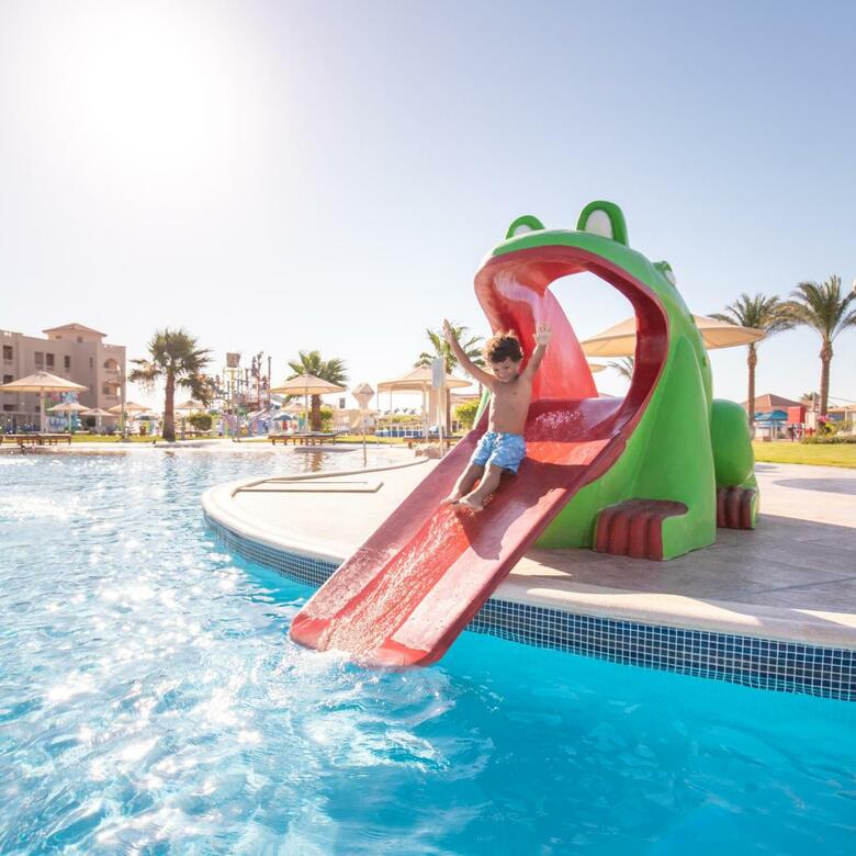 Hotel Sea World Resort (formerly - Aqua Blu Resort)