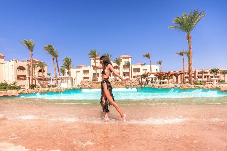 Hotel Sea World Resort (formerly - Aqua Blu Resort)