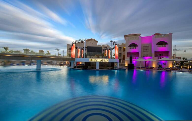 Hotel Sea World Resort (formerly - Aqua Blu Resort)