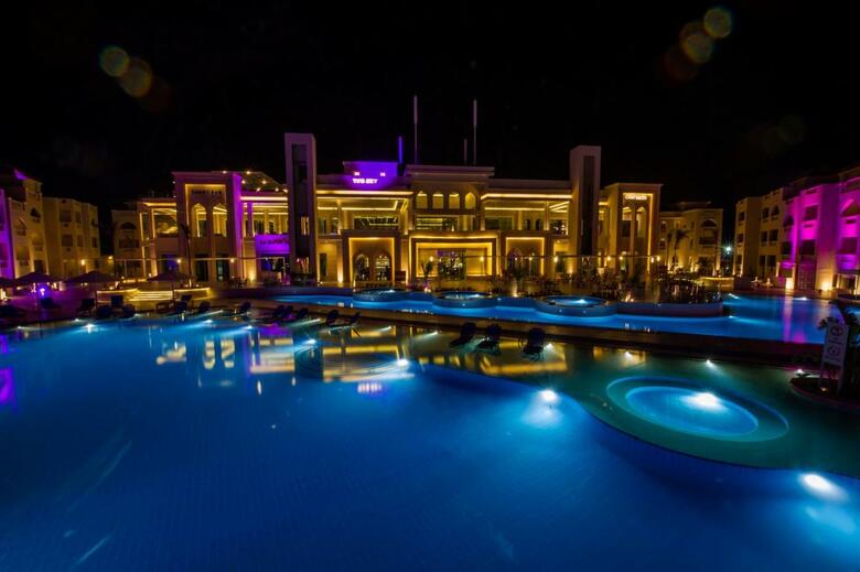 Hotel Sea World Resort (formerly - Aqua Blu Resort)