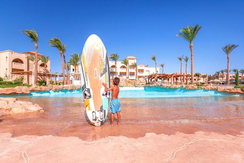 Hotel Sea World Resort (formerly - Aqua Blu Resort)