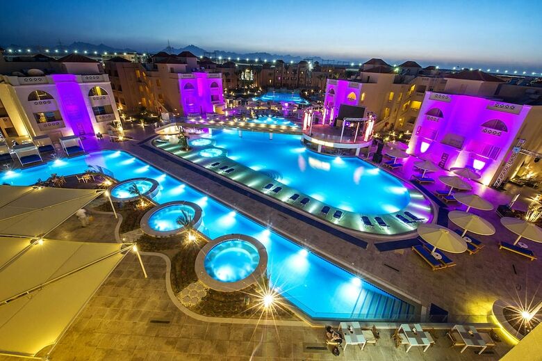 Hotel Sea World Resort (formerly - Aqua Blu Resort)