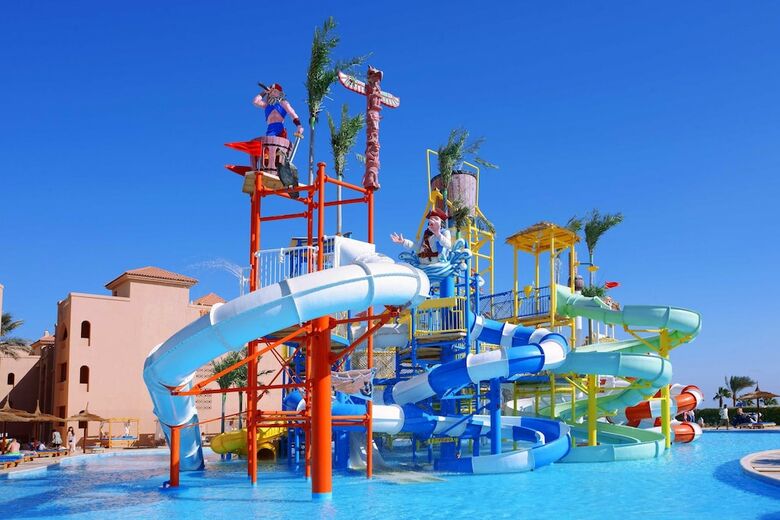 Hotel Sea World Resort (formerly - Aqua Blu Resort)