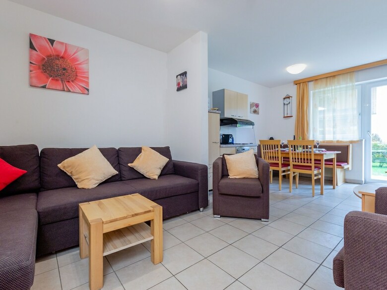 Tasteful Apartment In Piesendorf With Balcony
