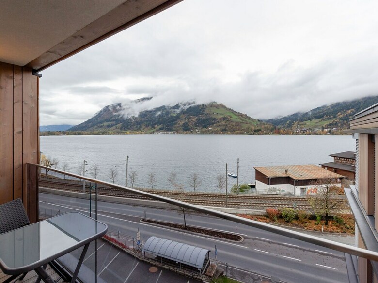 Luxurious Apartment In Zell Am See With Sauna