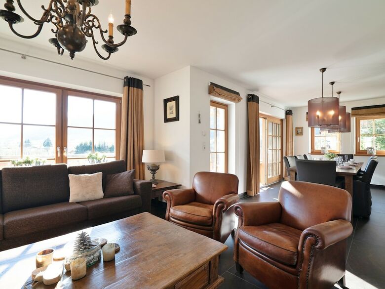 Opulent Chalet In Mauterndorf With Whirlpool & Sauna