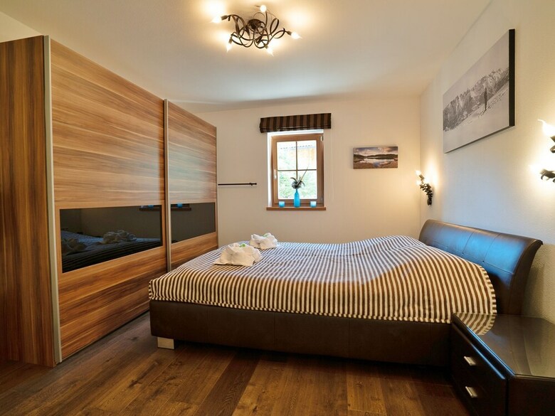 Opulent Chalet In Mauterndorf With Whirlpool & Sauna