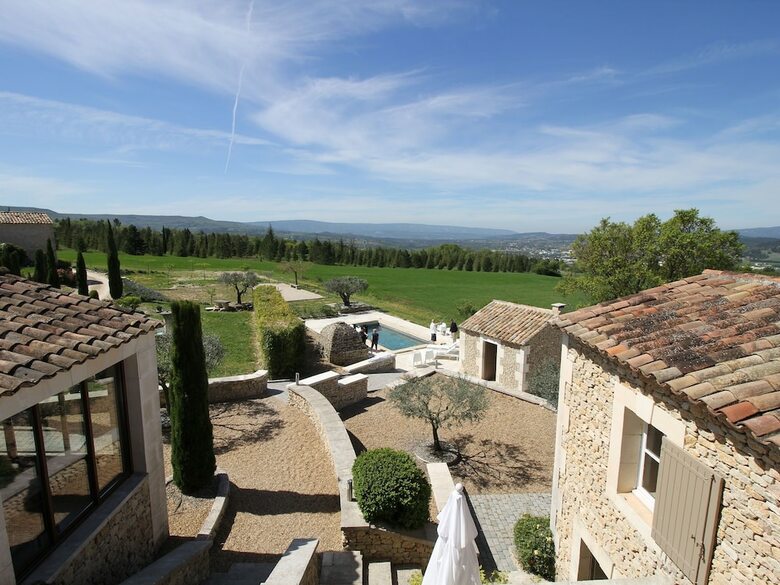 Villa Beautiful, Renovated Bastide With Private Pool And Panoramic Views, 3km From Apt