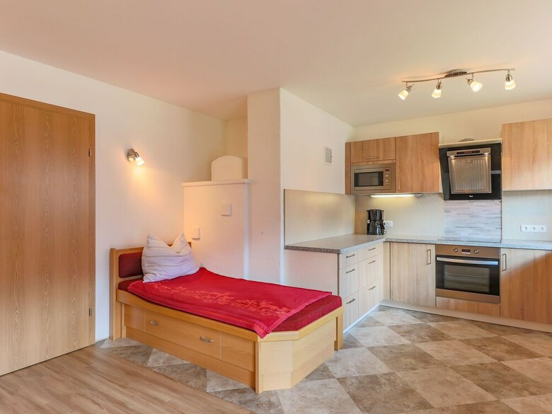 Cozy Apartment In M�hlbach With Parking