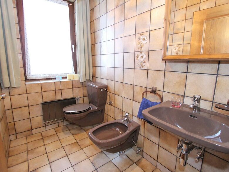 Spacious Chalet With Sauna In Piesendorf