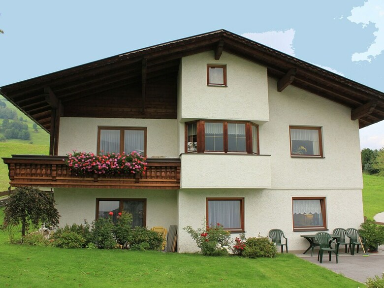 Cozy Apartment In Oberperfuss Near Ski Area