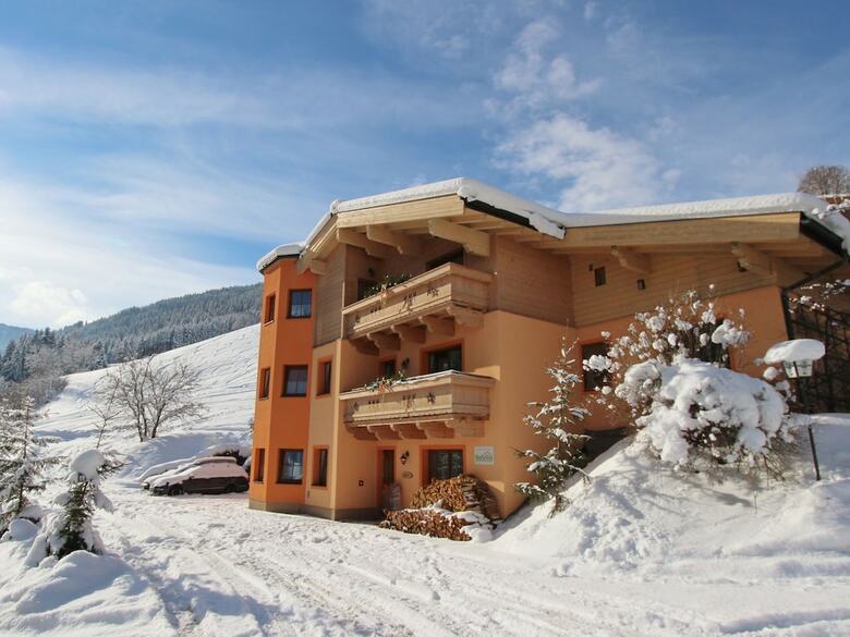 Luxurious Holiday Home In Saalbach-hinterglemm With Sauna