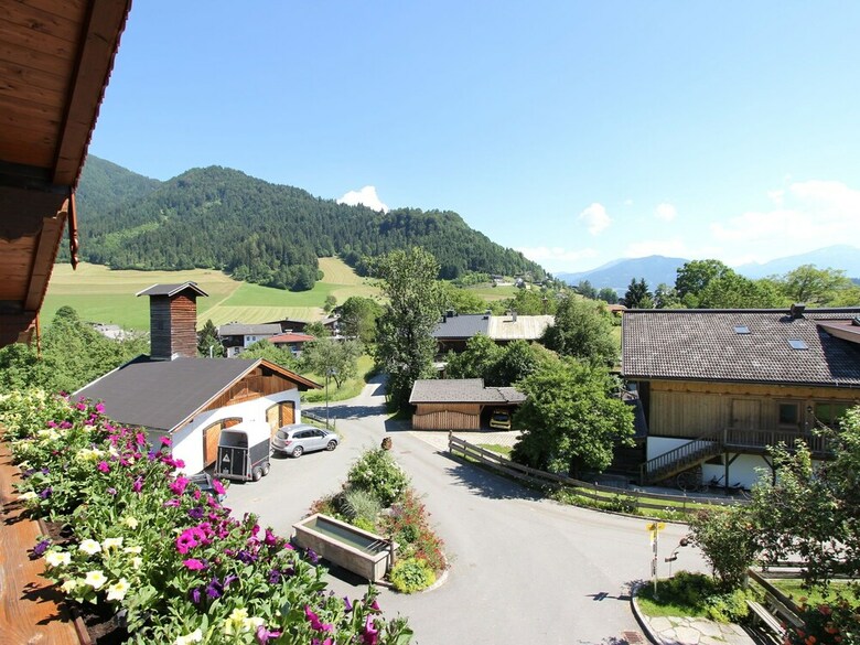 Modern Apartment In Itter Near Forest