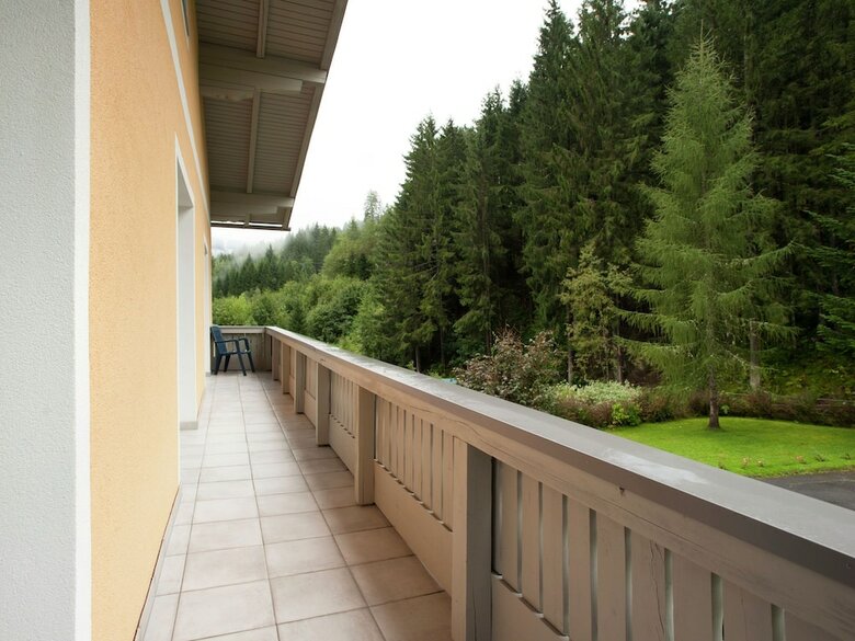 Luxurious Chalet In Zell Am See With Sauna