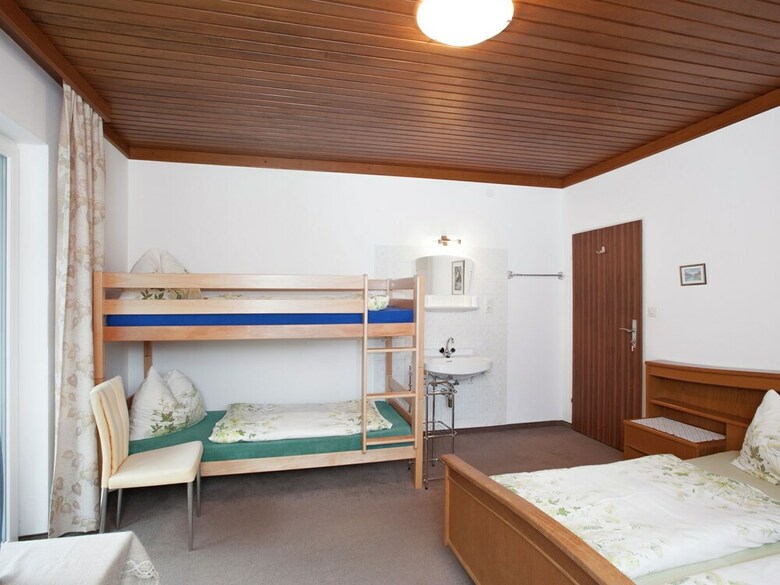 Luxurious Chalet In Zell Am See With Sauna