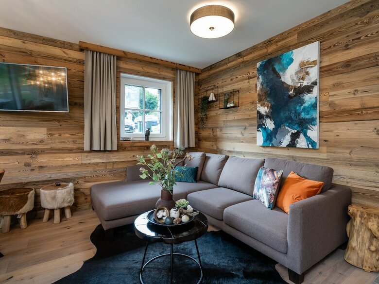 Luxurious Holiday Home In M�hlbach With Private Sauna