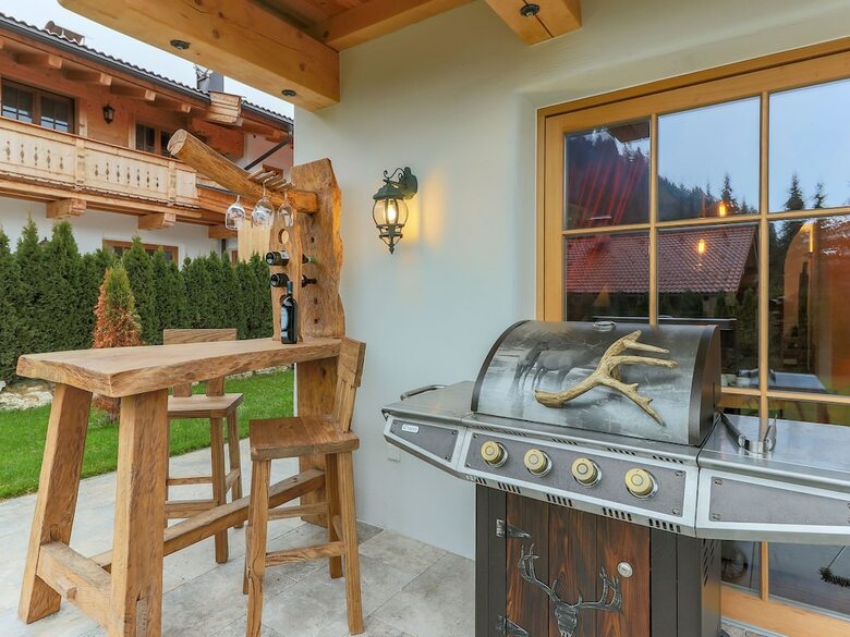 Luxurious Villa In Tyrol Near The Lake