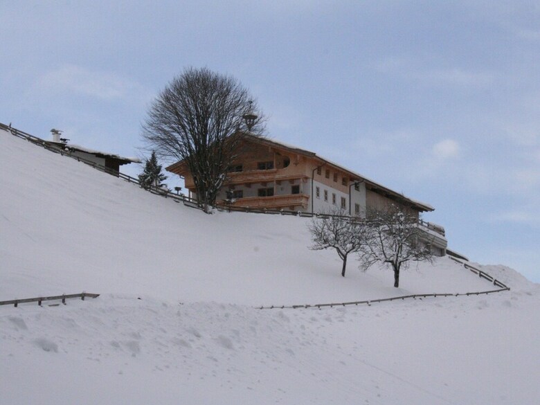 Cozy Mansion In S�ll With Garden