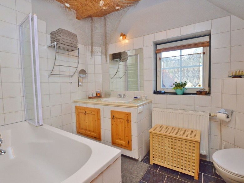 Beautiful Chalet With Infrared Sauna In Stadi An de Mur