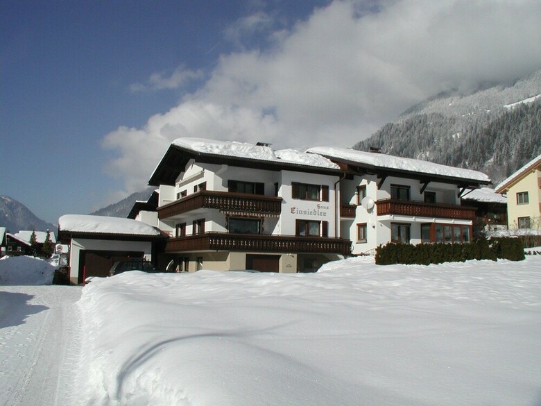 Lovely Apartment In Gortipohl With Sunlit Balcony