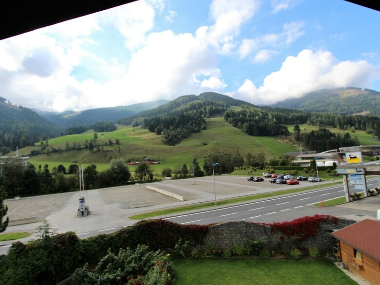 Gorgeous Apartment In Carinthia Austria With Garden