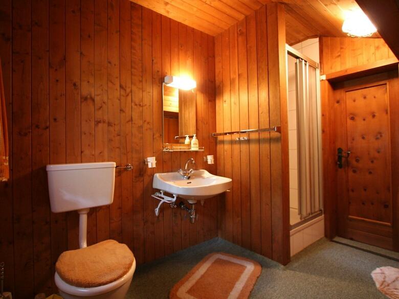 Comfortable Chalet In Ski Area In Gro�kirchheim