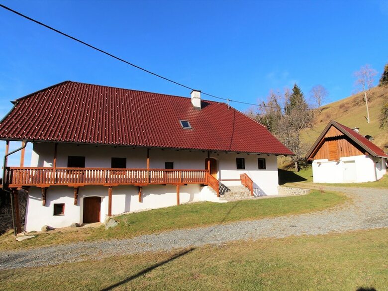 Spacious Holiday Home With Sauna In Eberstein