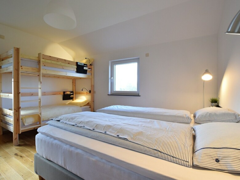 Cozy Apartment In L�glise With Terrace