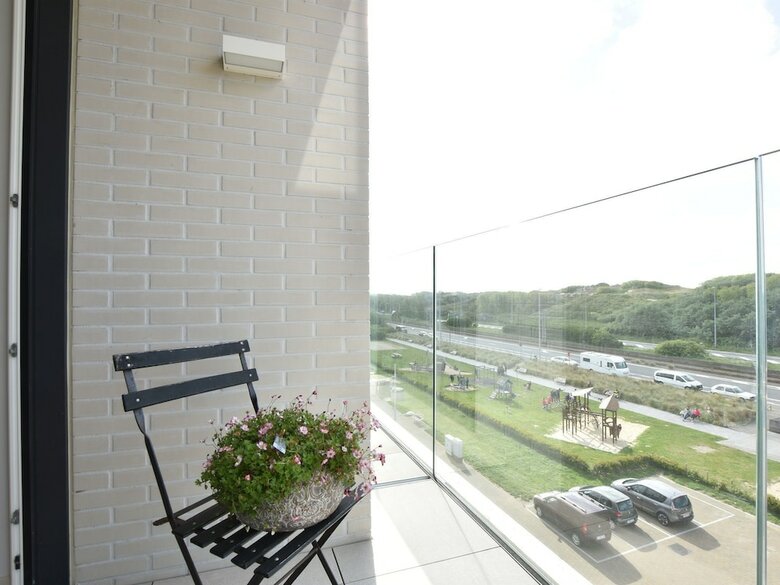 Modern Apartment In Bredene With Balcony
