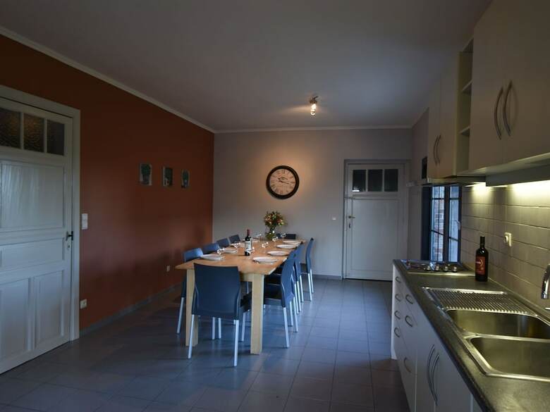Apartamentos Cozy Farmhouse In Comines-warneton With Hill View