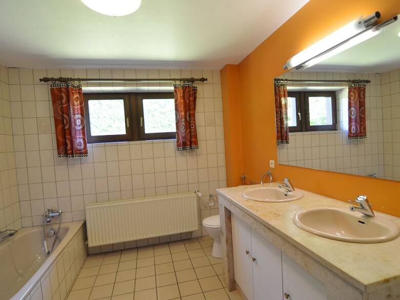Charming Holiday Home In Robertville With Steambath