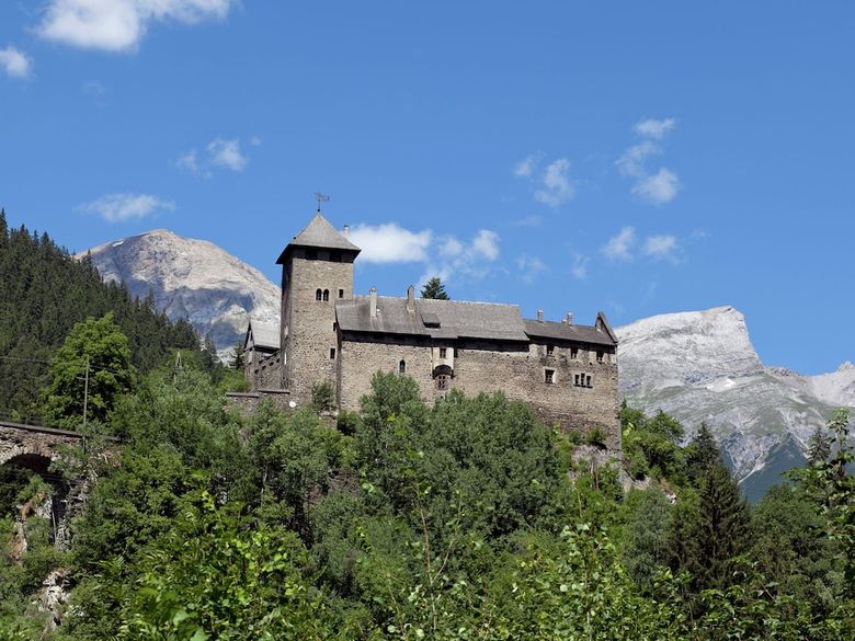 Mountain View Apartment In Strengen Near Forest