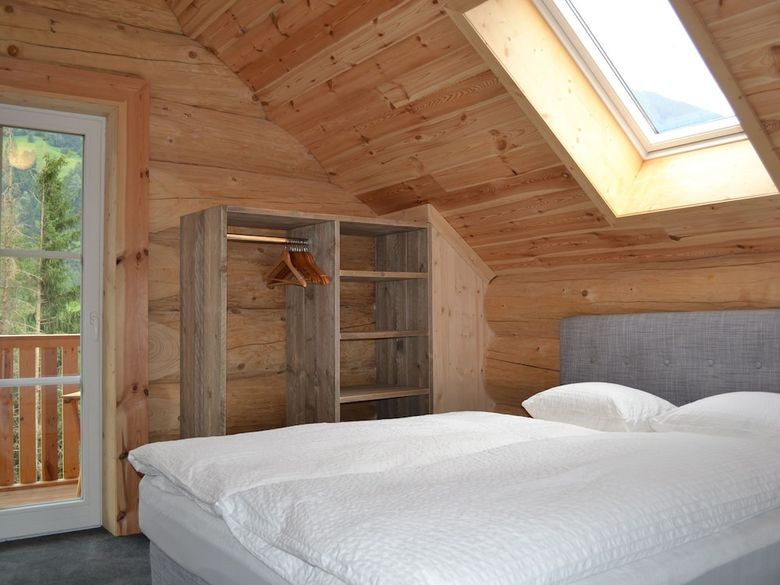 Cozy Chalet In M�rtschach With Private Garden