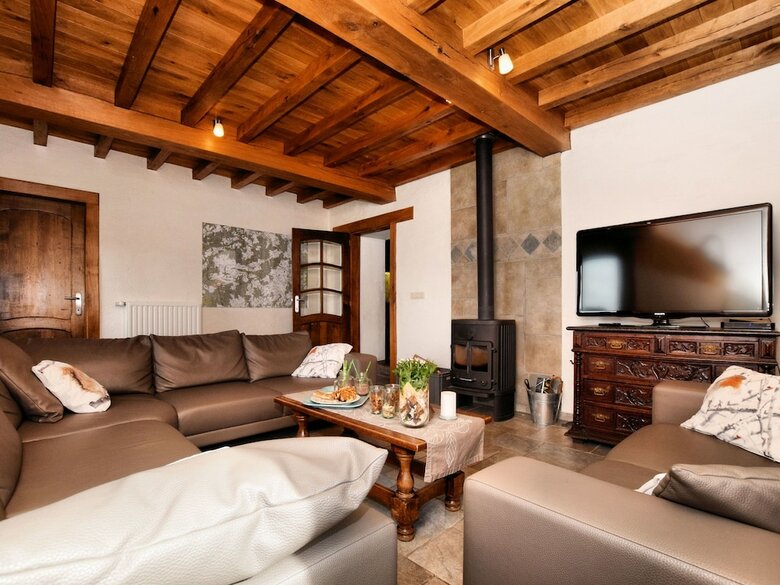 Spacious House In Authentic Ardennes Style With Beautiful, Sunny Garden
