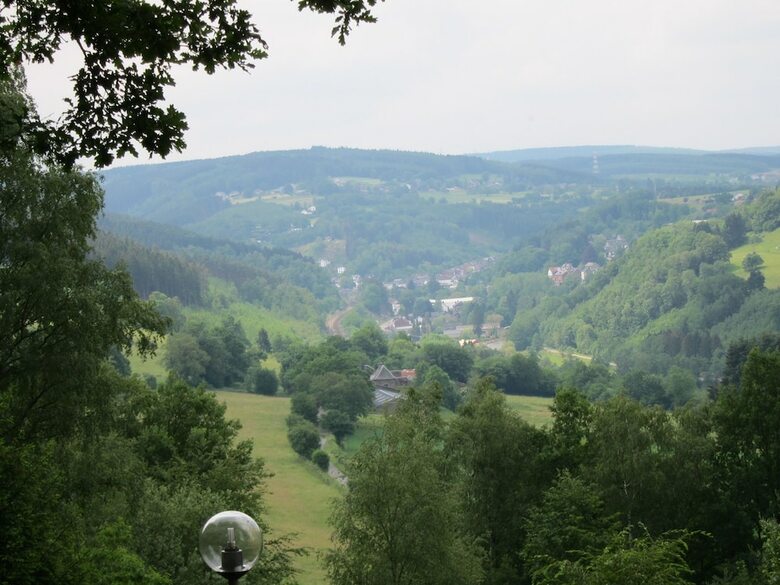 Great Spacious Holiday Home In A Tranquil Holiday Park