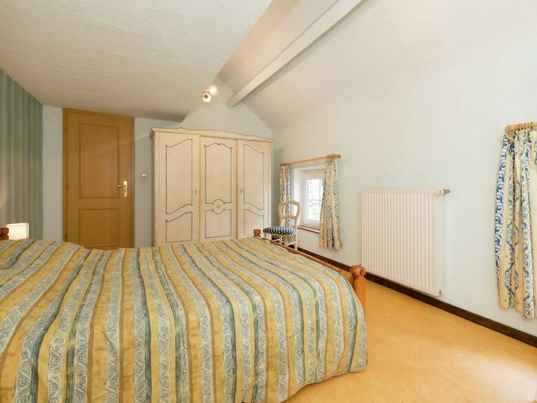Glorious Holiday Home In W�ris With Jacuzzi
