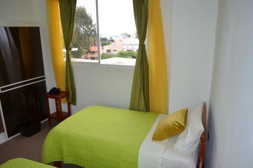 Hostal The Blue Booby House