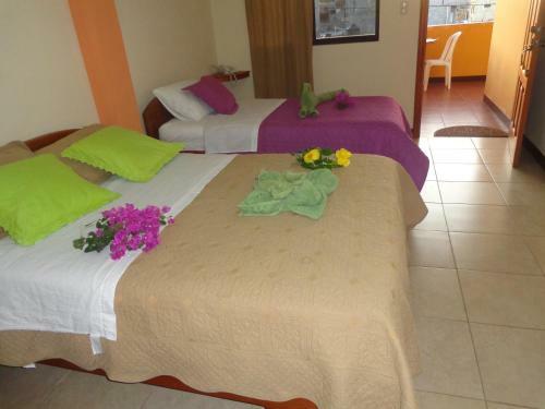 Hostal Casa Cascada Suites- Galapagos