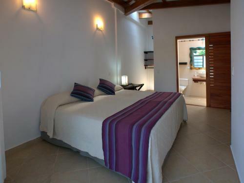 Galapagos Suites Bed & Breakfast