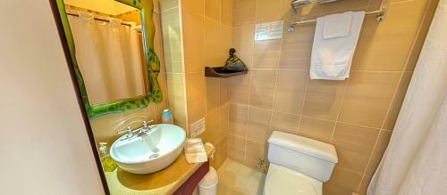 Galapagos Suites Bed & Breakfast