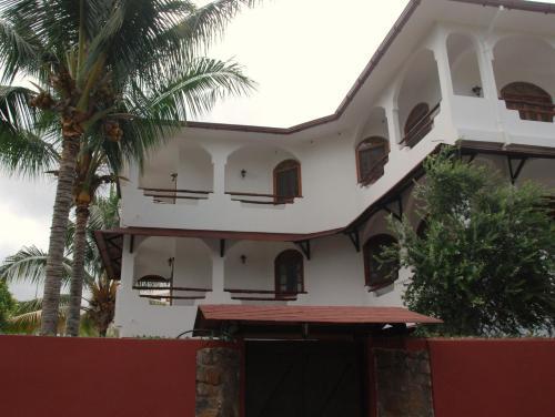 Galapagos Suites Bed & Breakfast