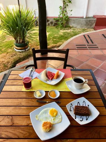 Galapagos Suites Bed & Breakfast