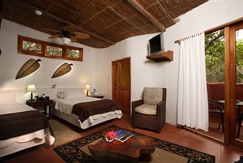 Hotel Red Mangrove Aventura Lodge