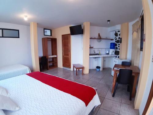 Hostal El Bamb� Galapagos Inn