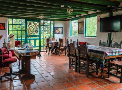 Albergue Hostal Colibri Aeropuerto