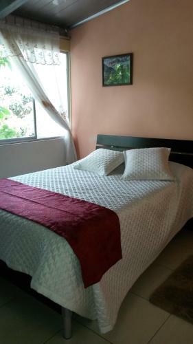 Hostal El Parque Tababela