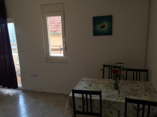Apartments Mladenka 20m From Marina!